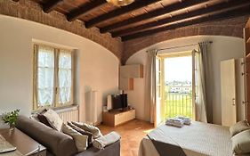 Vittoria Apartment